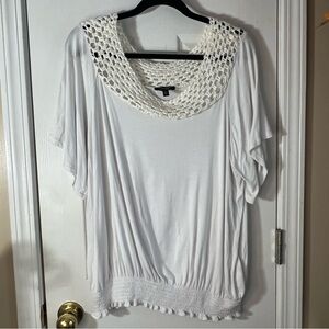 Jessica Simpson Gray and White Cropped Dolman Sleeve Blouse